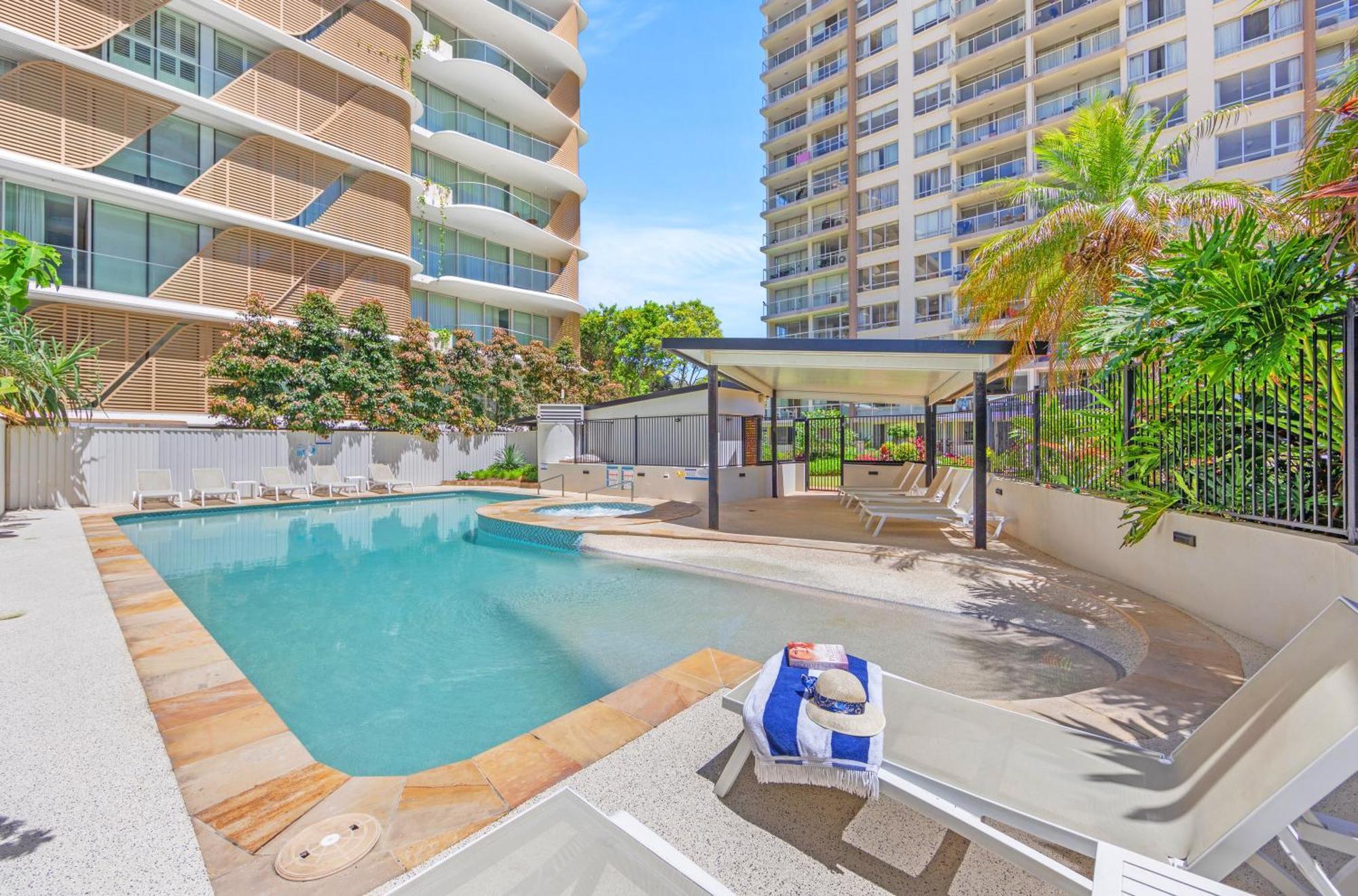 Aparthotel Burleigh Tower Gold Coast